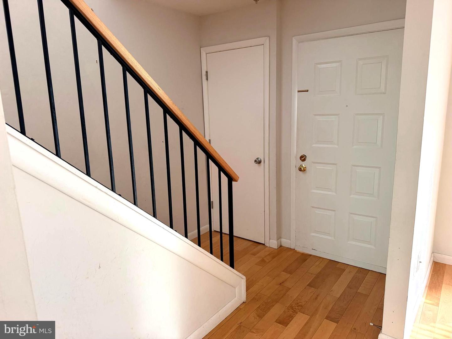 6062 Hollow Hill Ln Property Photo 11