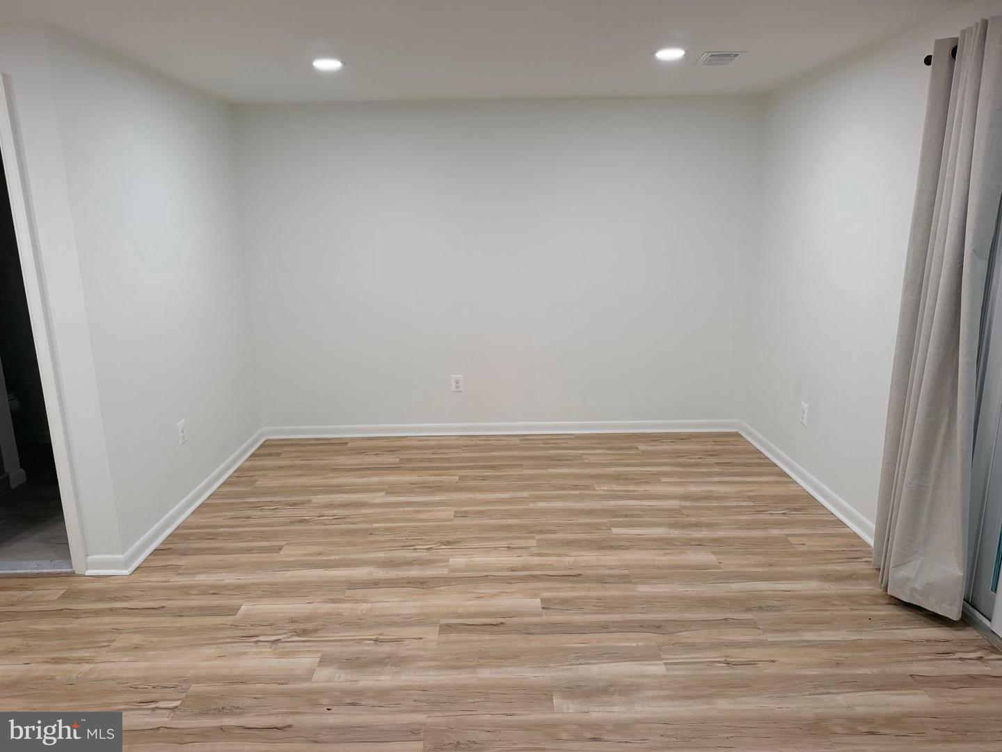 6062 Hollow Hill Ln Property Photo 20