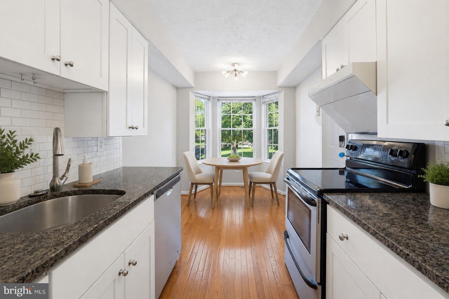 13945 Big Yankee Ln Property Photo 5