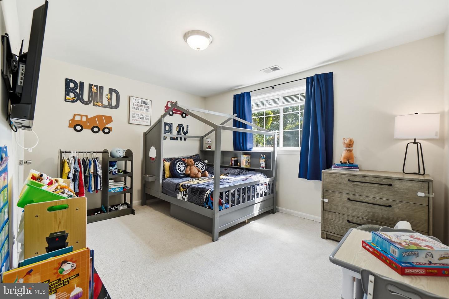 8248 Catbird Cir #101 Property Photo 29