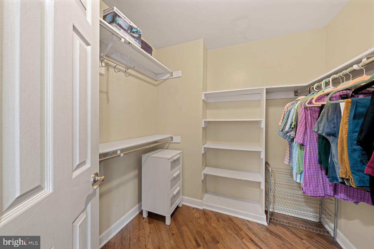 6367 Brampton Ct Property Photo 18