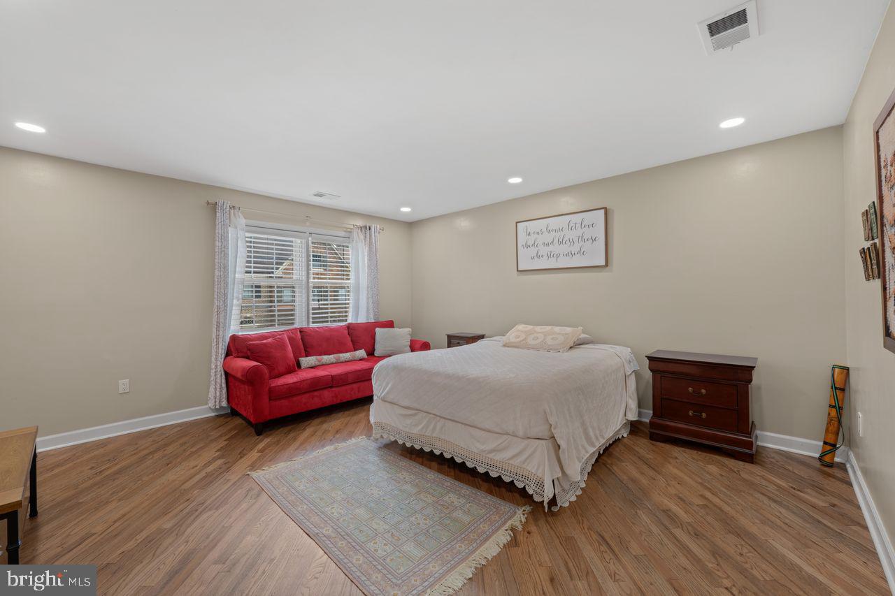 6367 Brampton Ct Property Photo 24