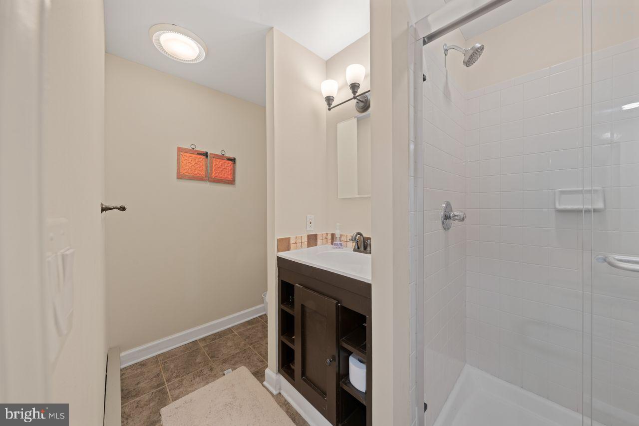 6367 Brampton Ct Property Photo 25