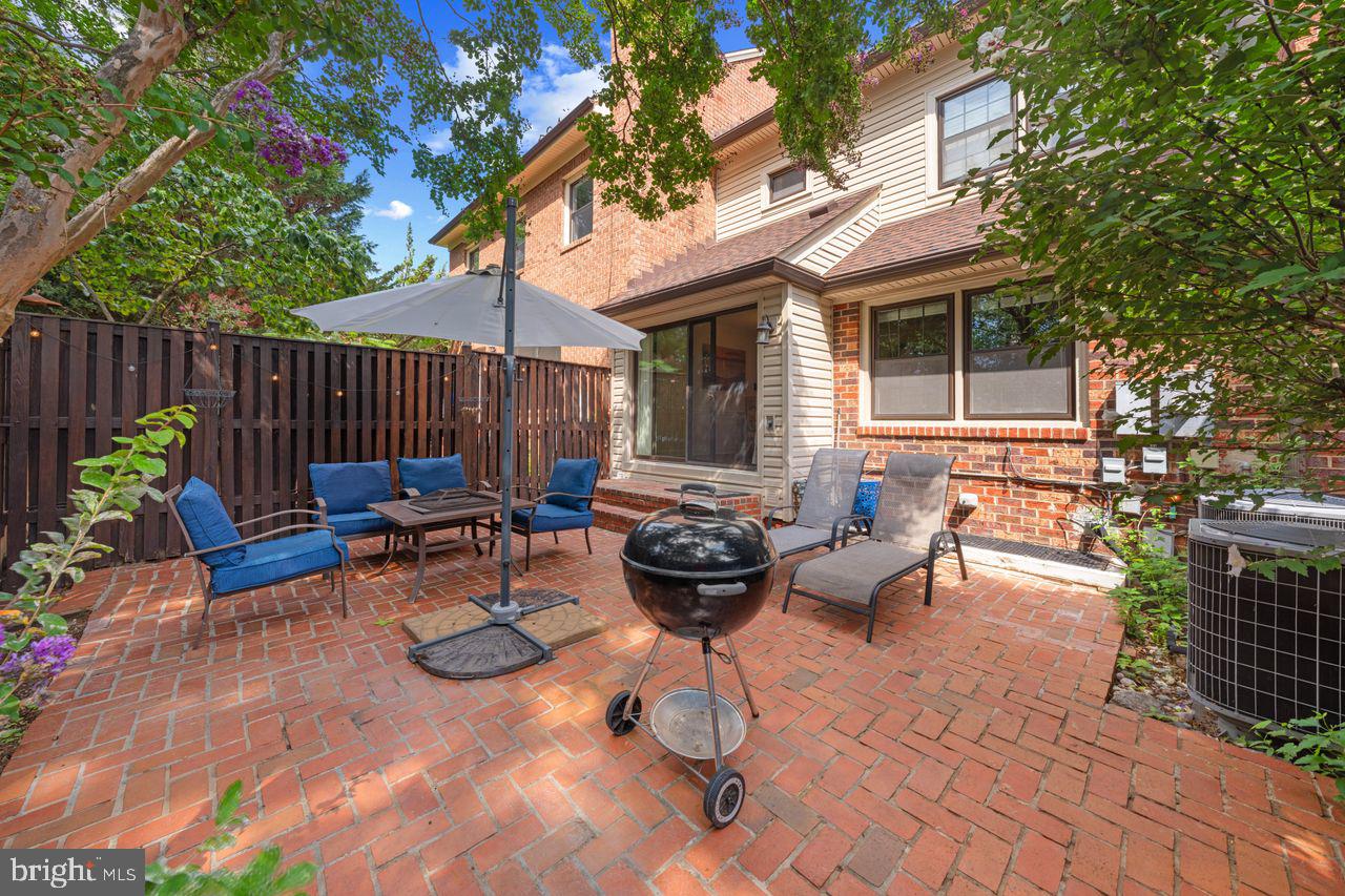 6367 Brampton Ct Property Photo 38