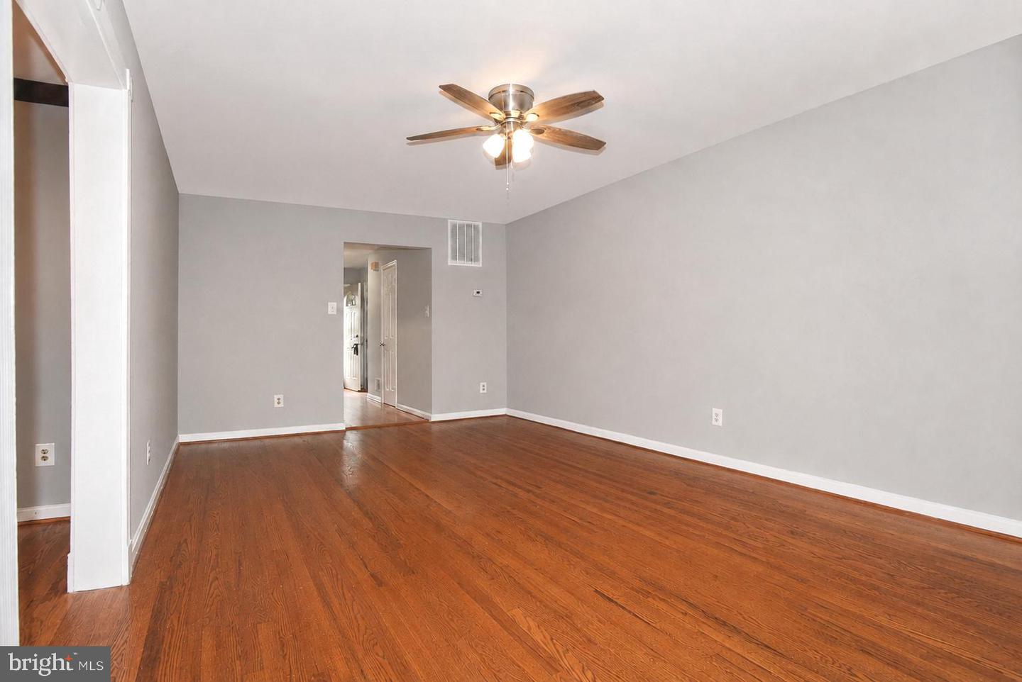 6611 Rosecroft Pl Property Photo 6