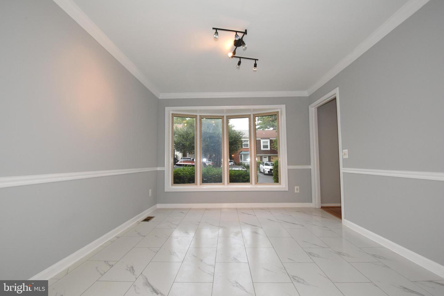 6611 Rosecroft Pl Property Photo 8