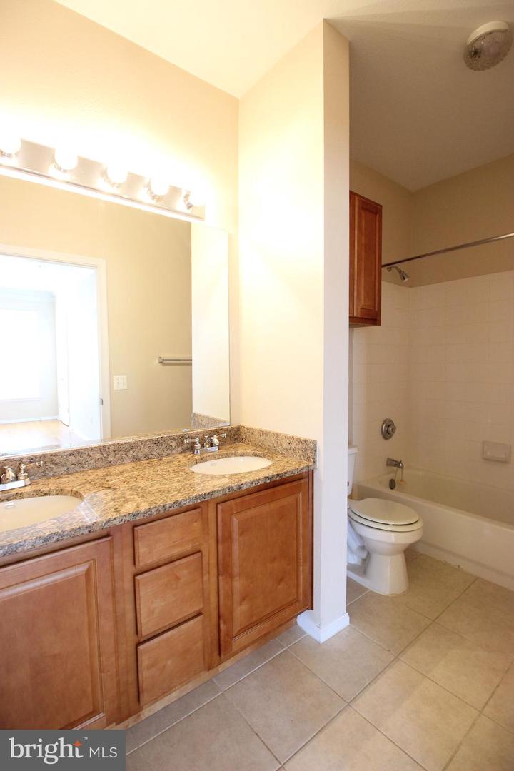 1550 Spring Gate Dr #8308 Property Photo 11