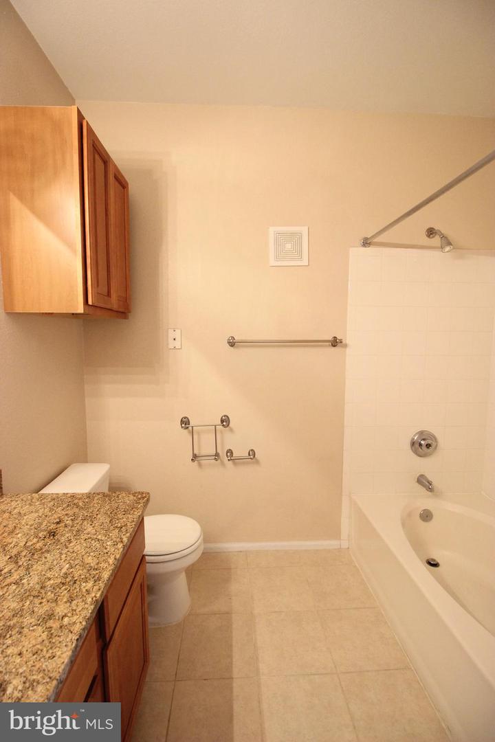 1550 Spring Gate Dr #8308 Property Photo 15