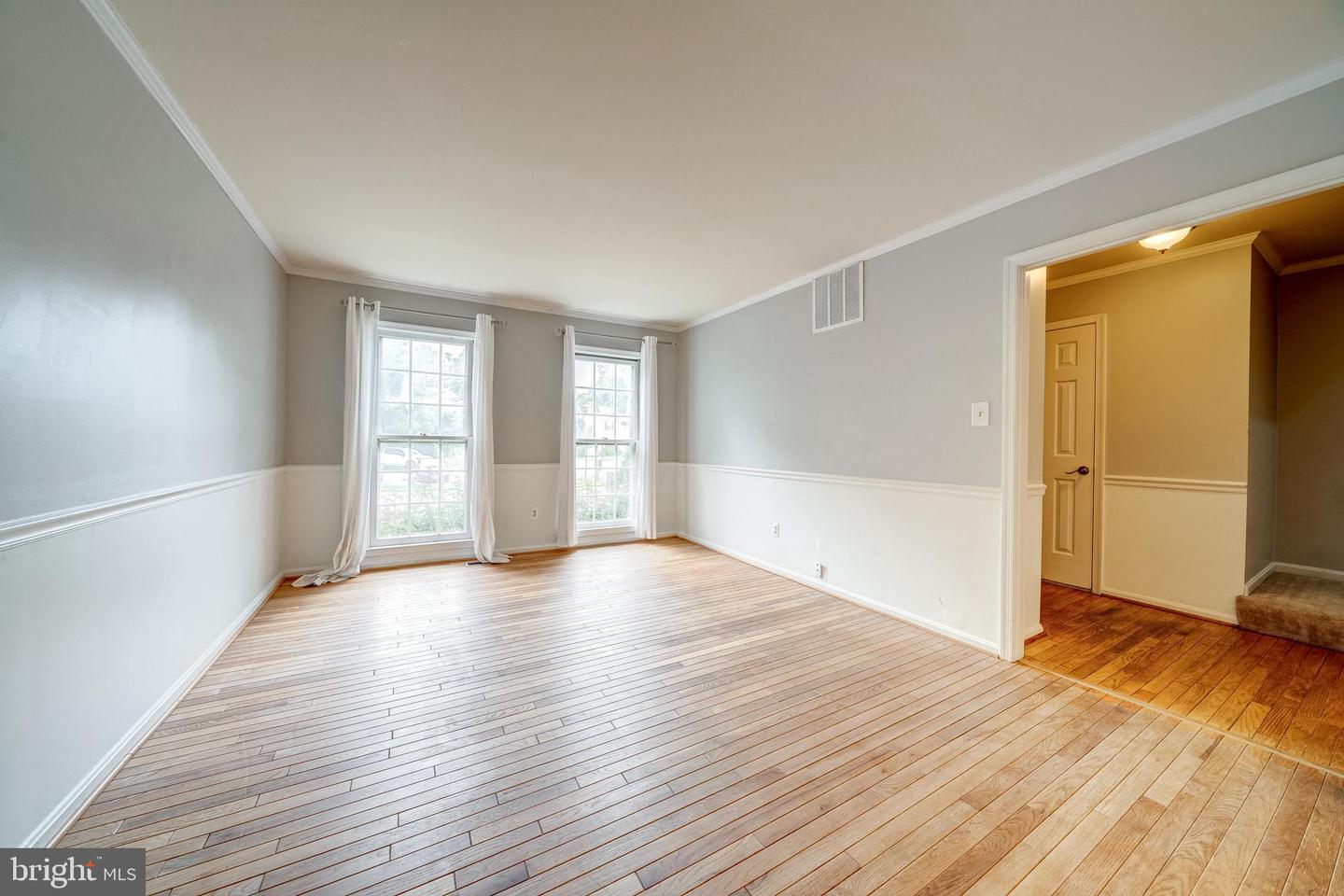 5465 Cheshire Meadows Way Property Photo 5