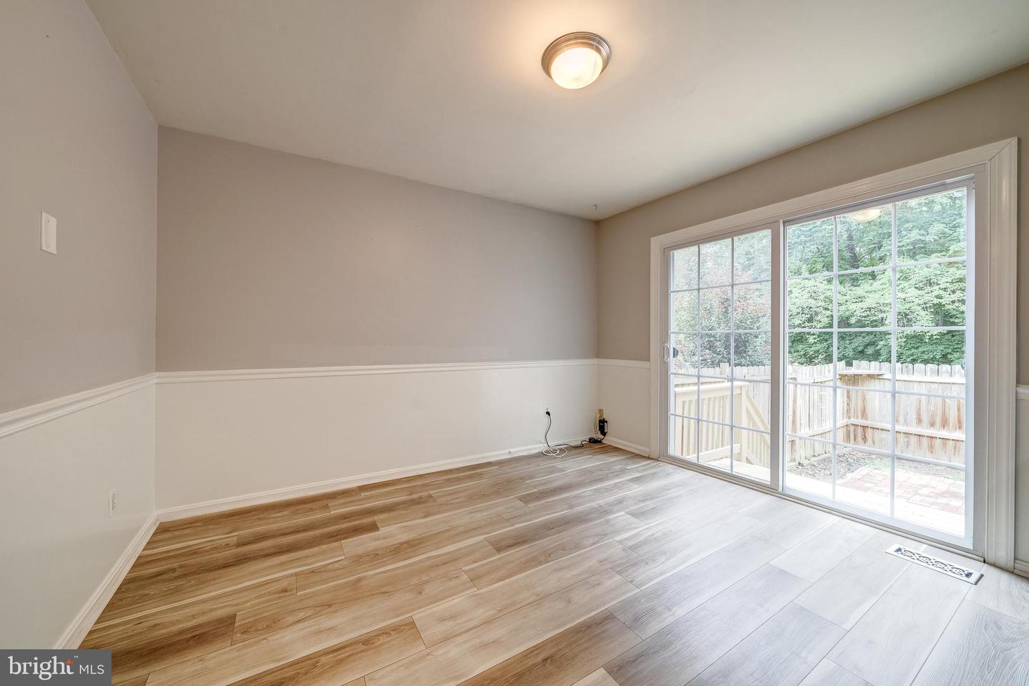 5465 Cheshire Meadows Way Property Photo 9