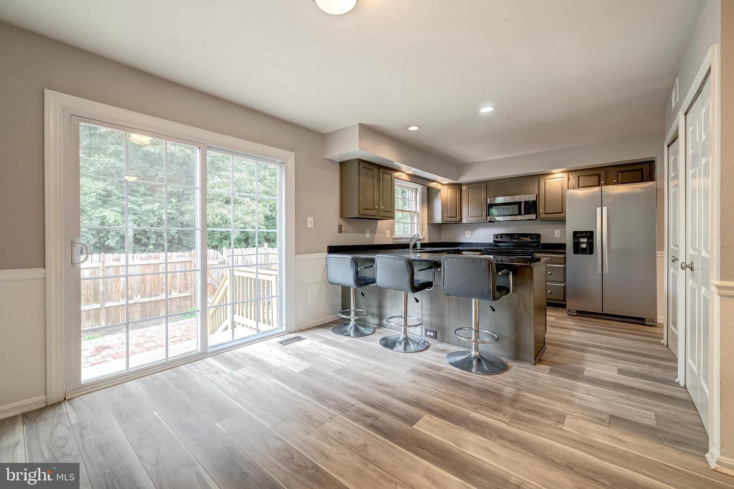 5465 Cheshire Meadows Way Property Photo 10