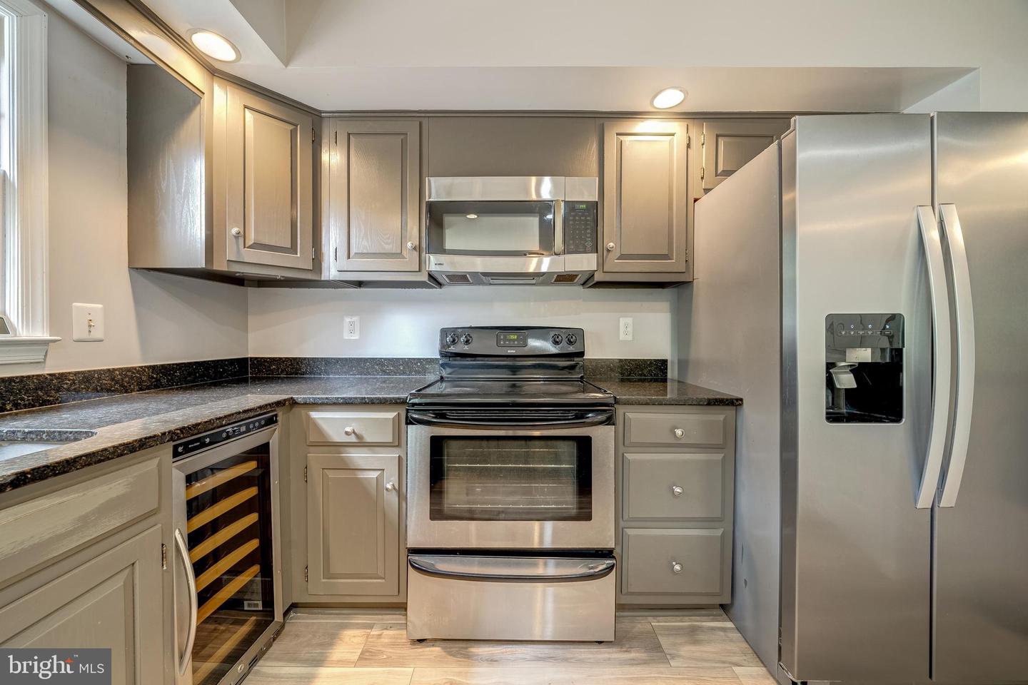 5465 Cheshire Meadows Way Property Photo 13