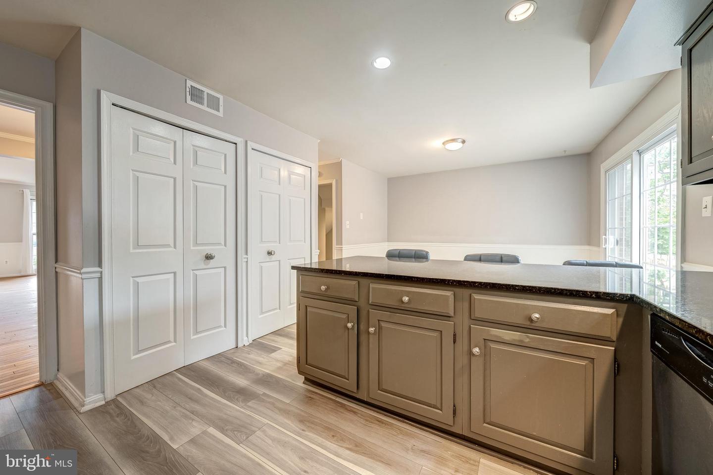 5465 Cheshire Meadows Way Property Photo 14