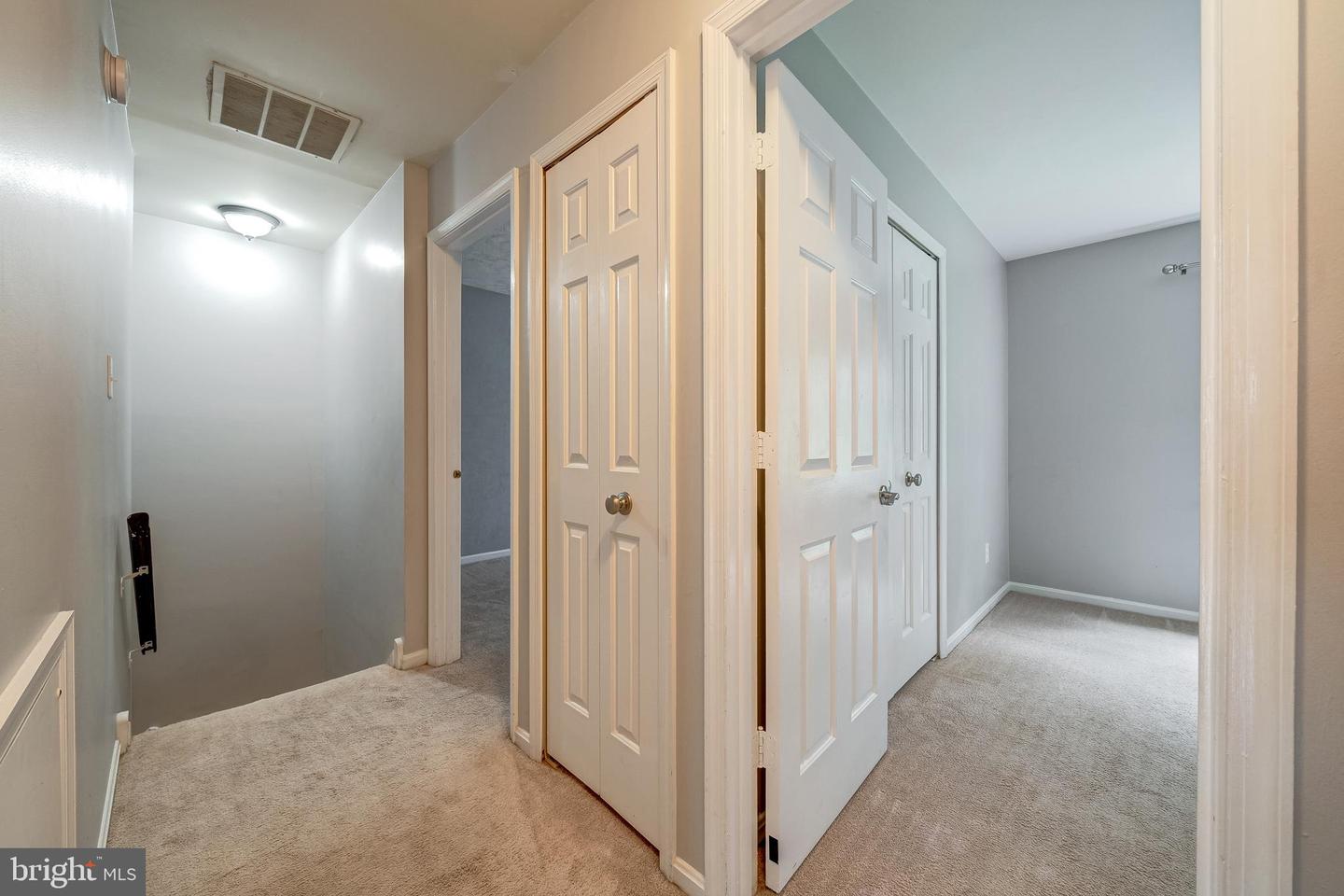 5465 Cheshire Meadows Way Property Photo 18