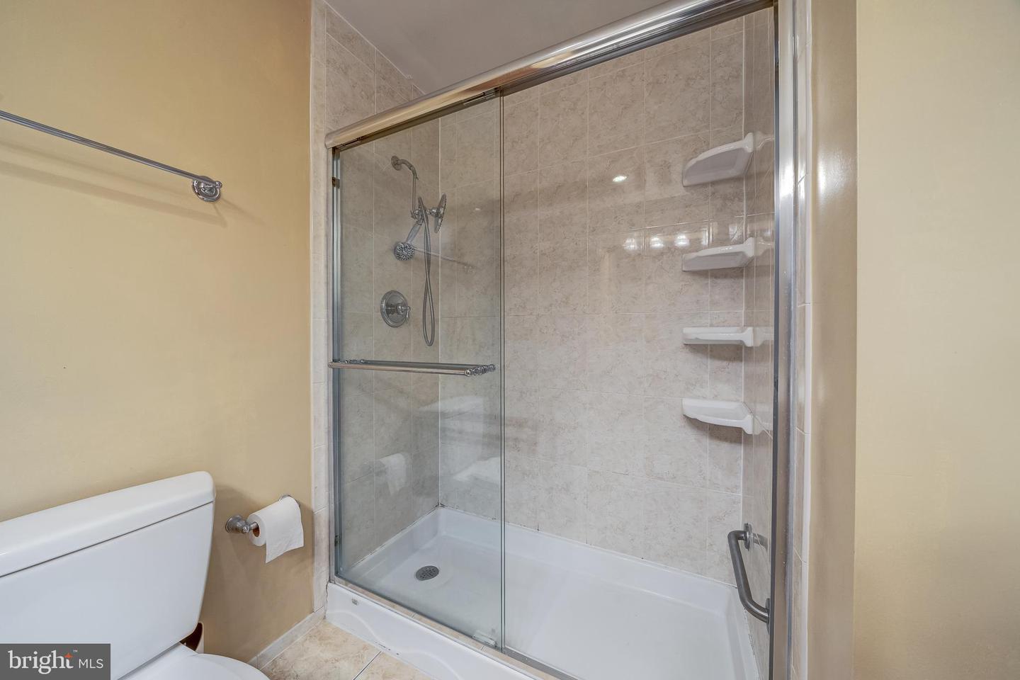 5465 Cheshire Meadows Way Property Photo 23