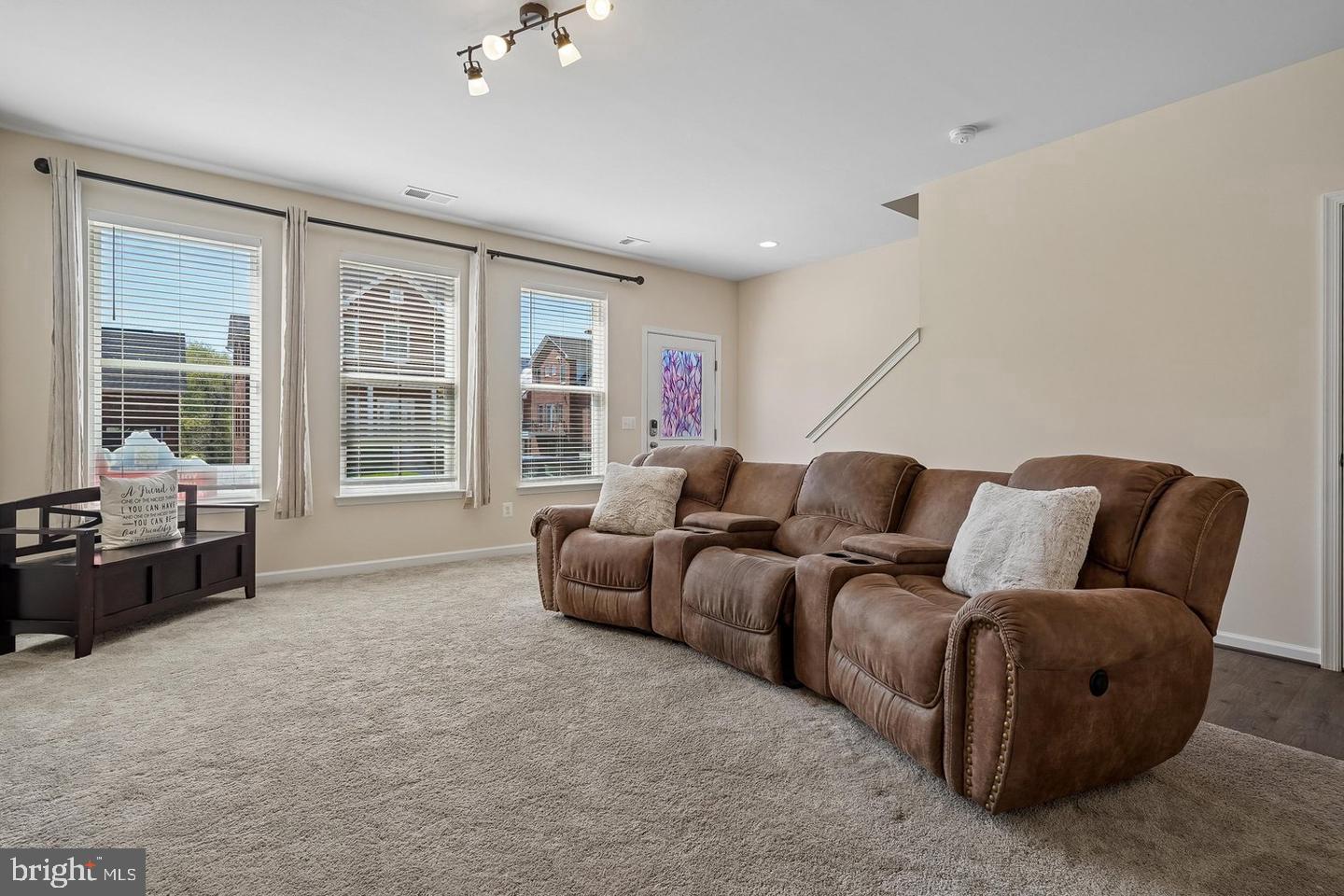 8358 Sallyport St Property Photo 8