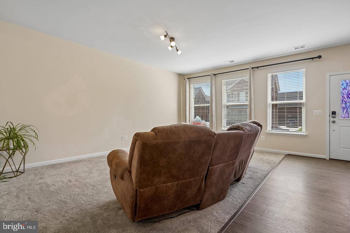 8358 Sallyport St Property Photo 9