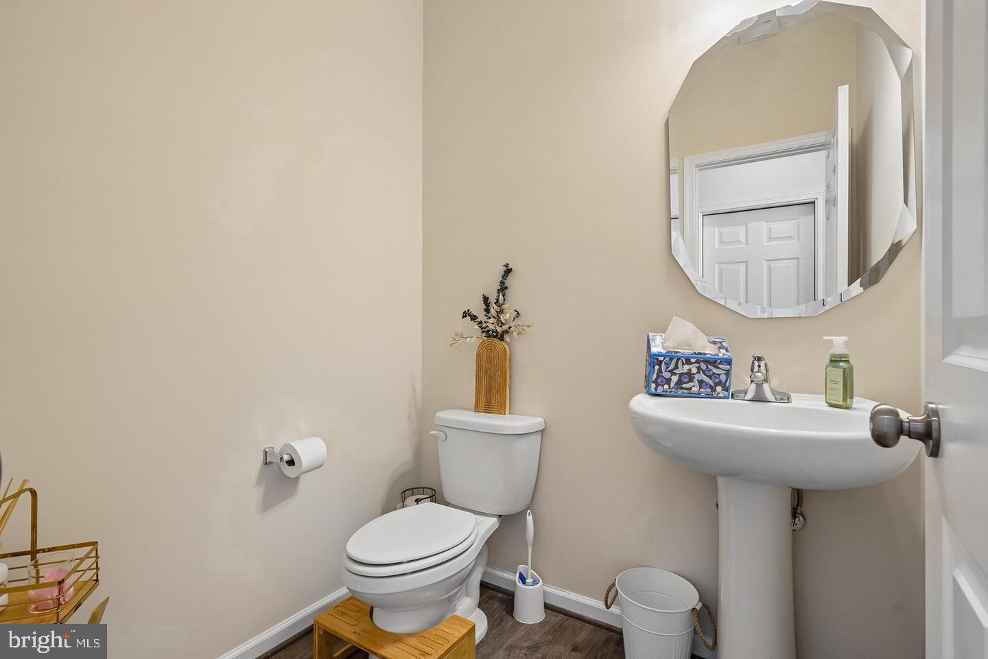 8358 Sallyport St Property Photo 10