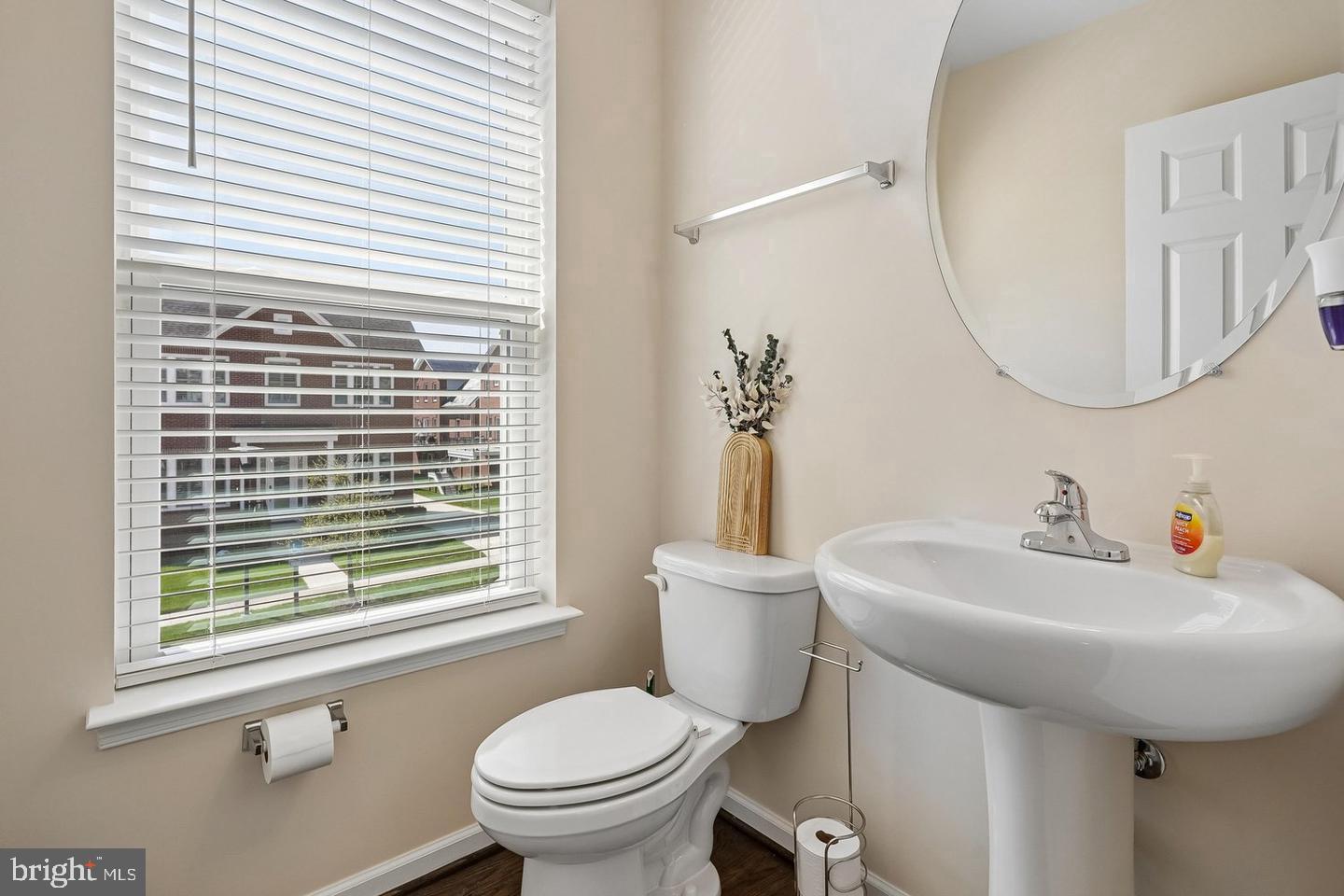 8358 Sallyport St Property Photo 23