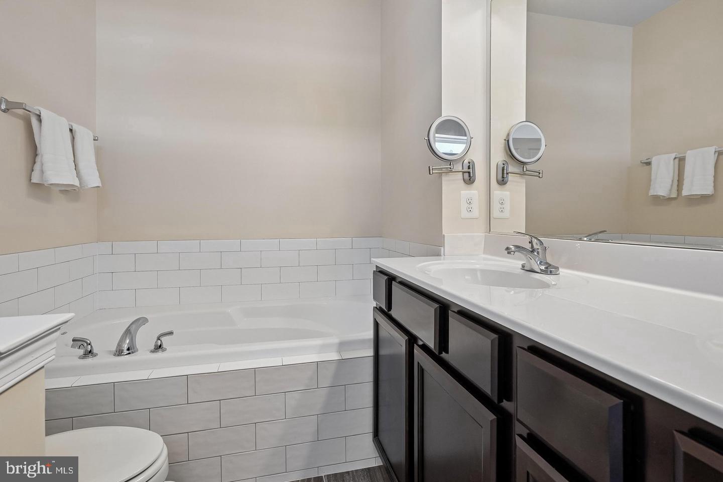 8358 Sallyport St Property Photo 28