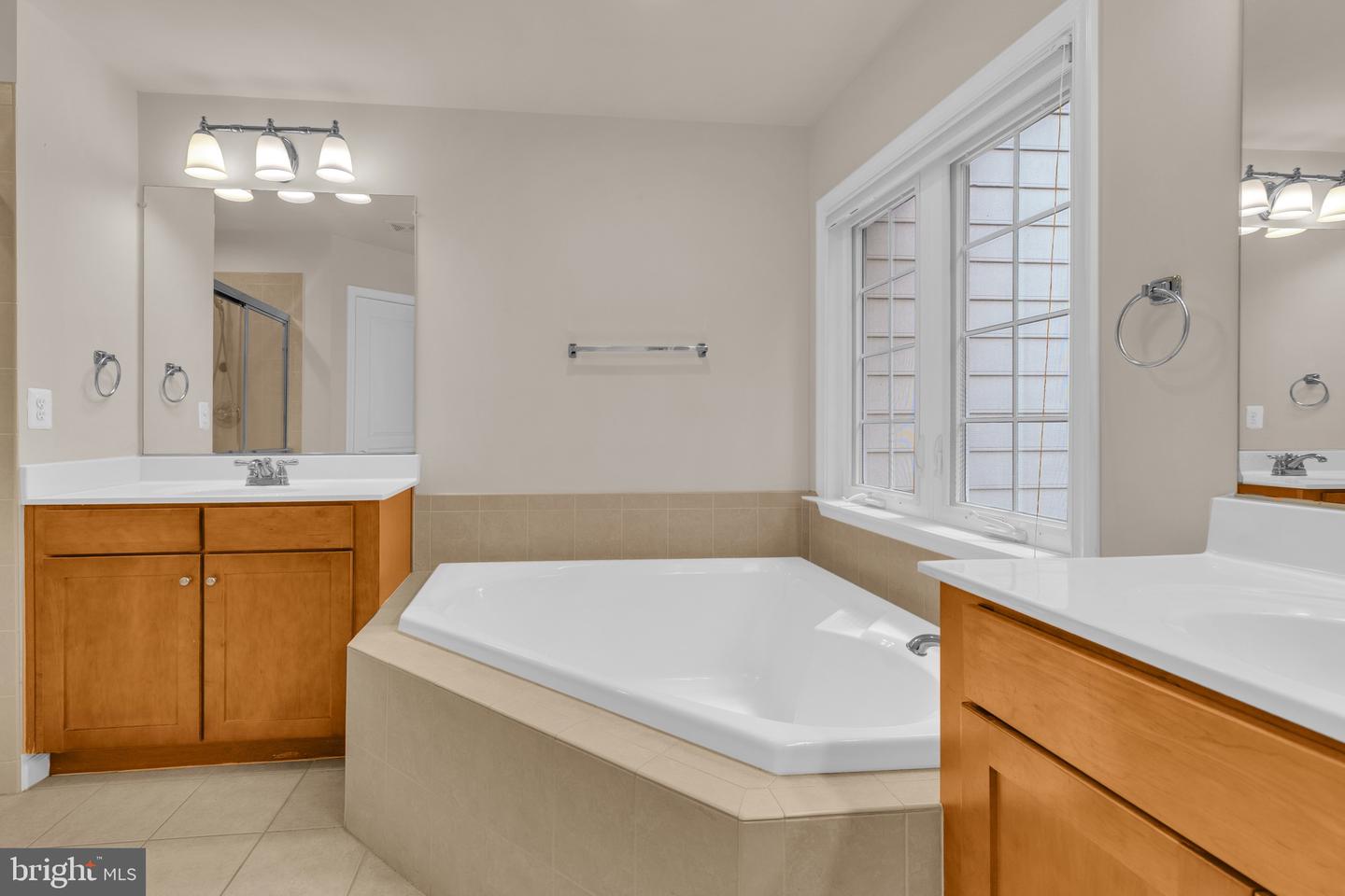 12213 Silver Cypress Ter Property Photo 19