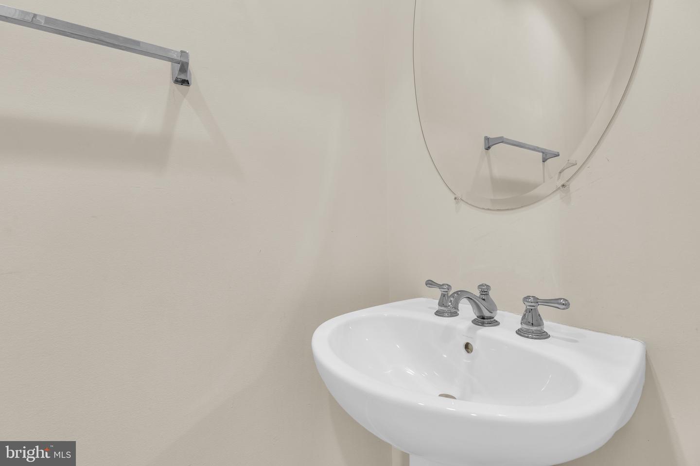 12213 Silver Cypress Ter Property Photo 28