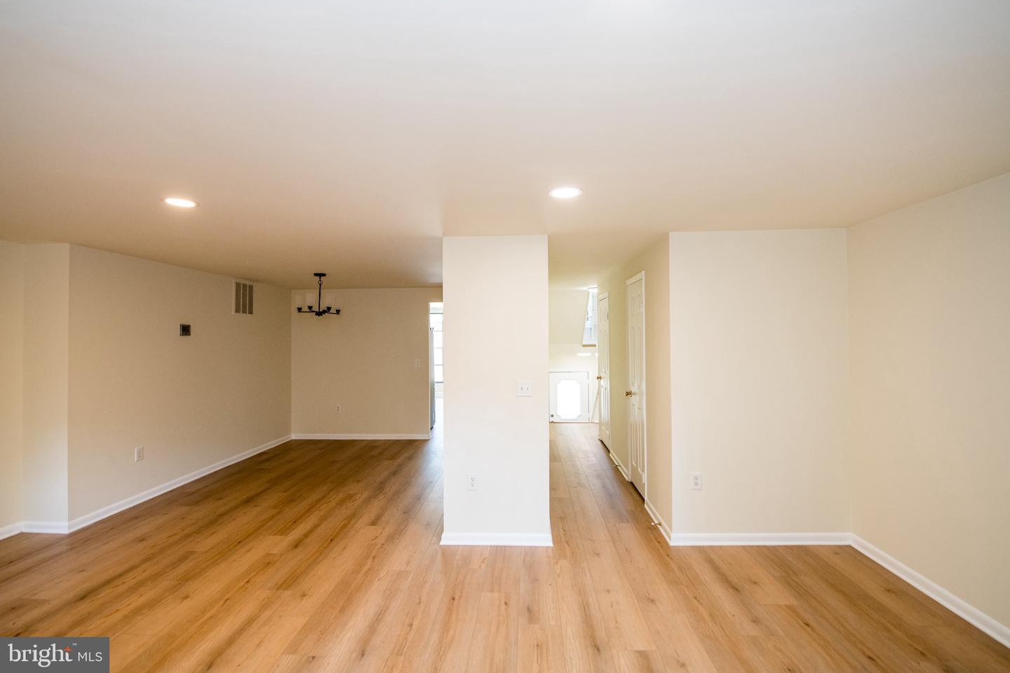 5964 Clerkenwell Ct Property Photo 13