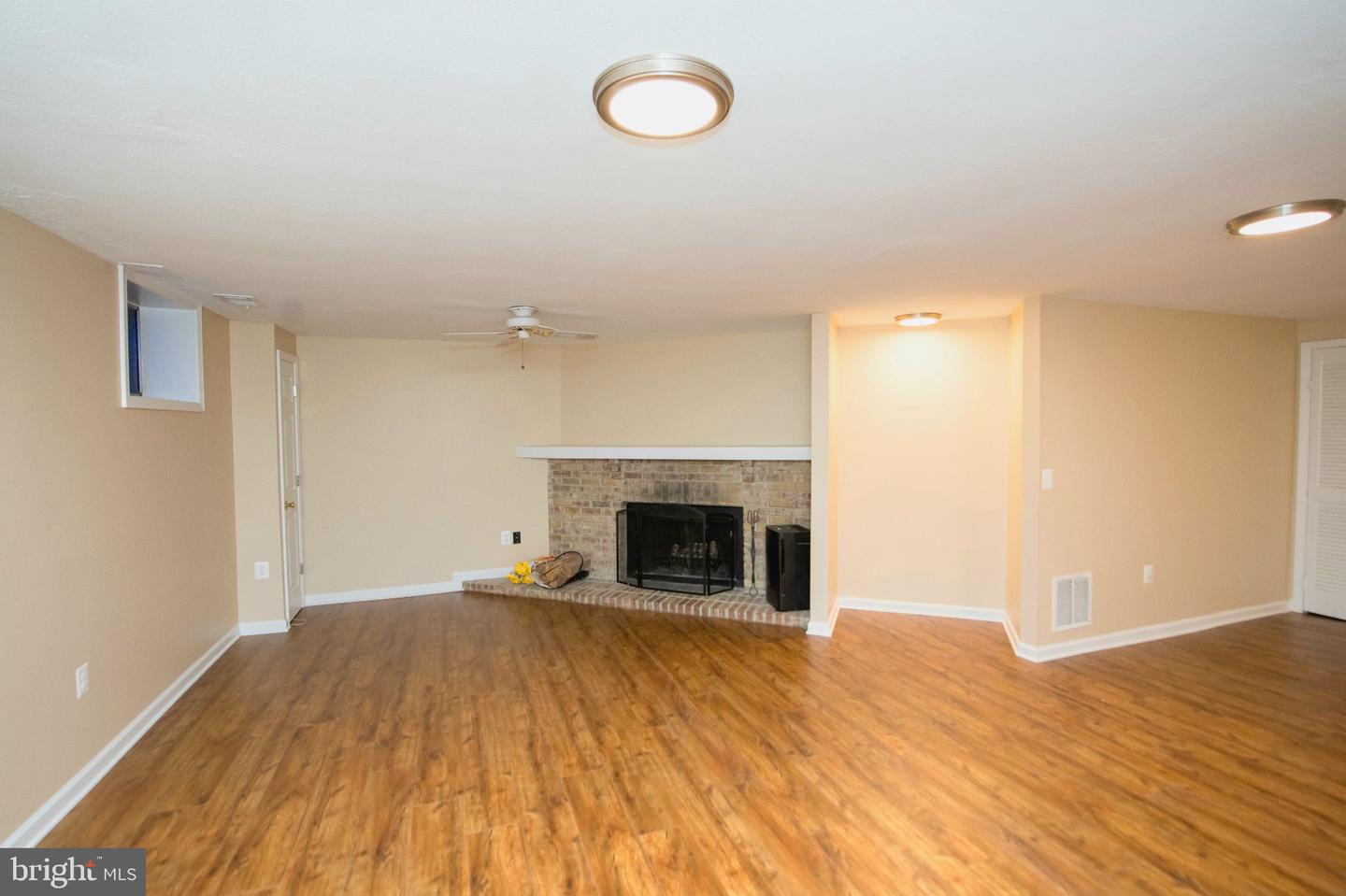 5964 Clerkenwell Ct Property Photo 29