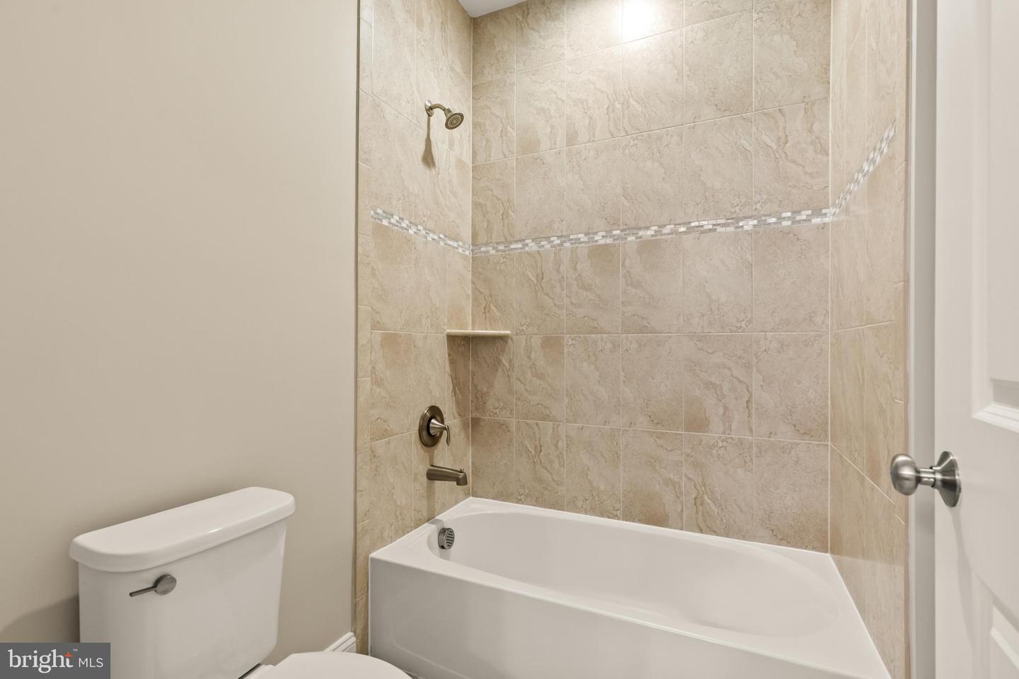 6203 Champion Oak Ct Property Photo 40