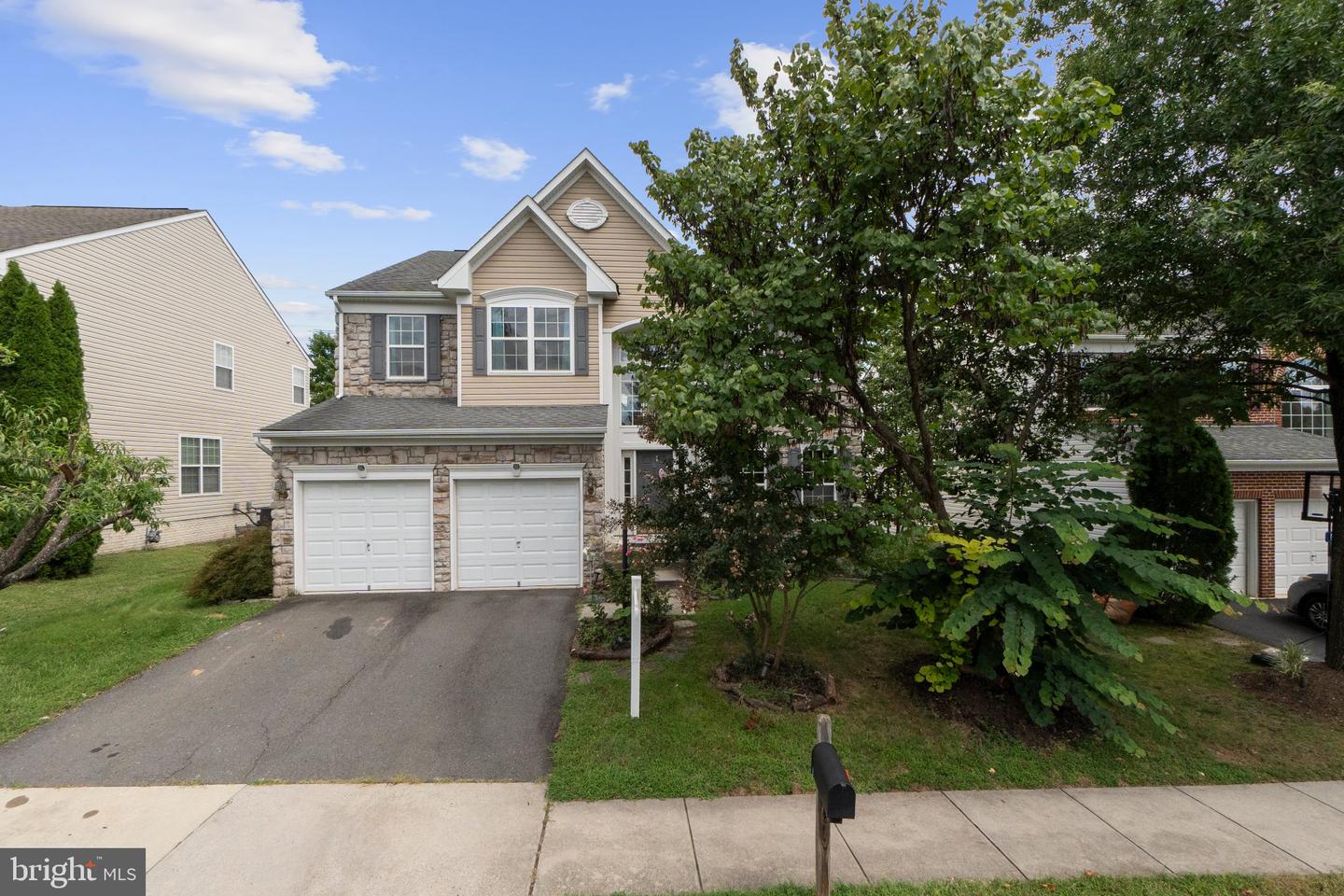 6674 Jackson Fields Ct Property Photo 1