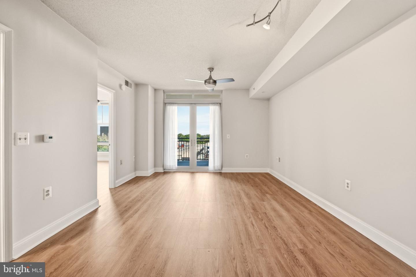 11760 Sunrise Valley Dr #509 Property Photo 6