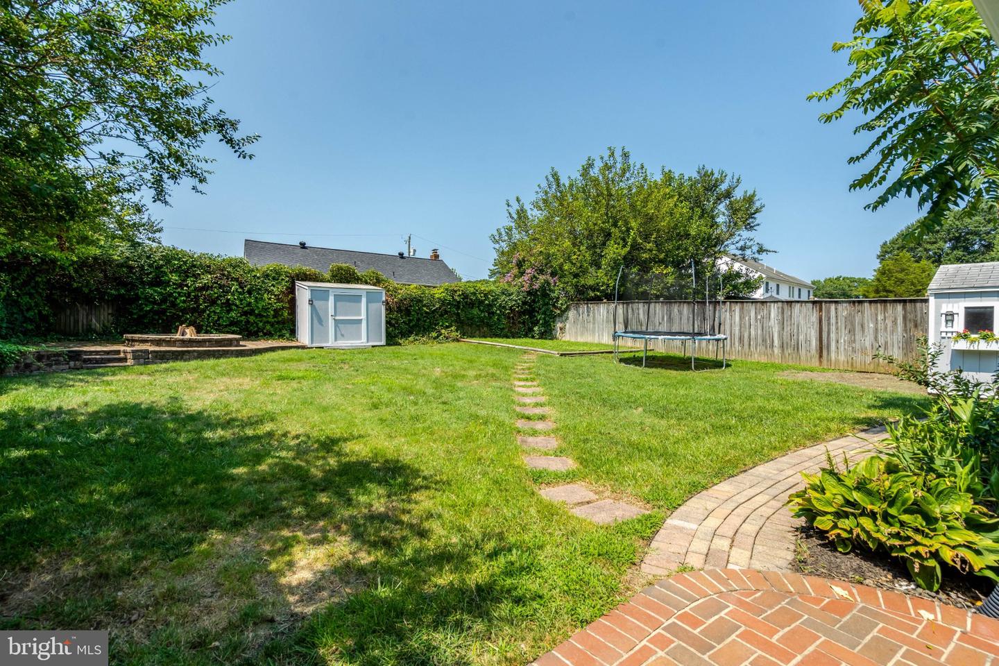 6010 Frederick St Property Photo 7
