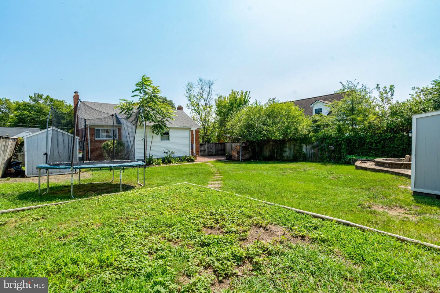 6010 Frederick St Property Photo 12