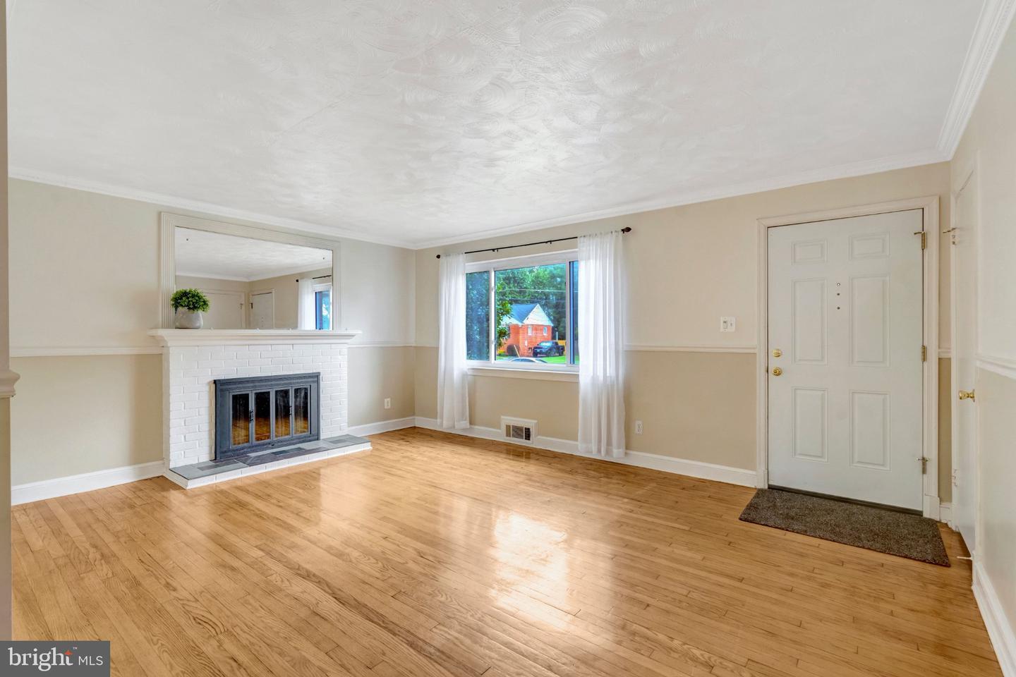 6010 Frederick St Property Photo 17