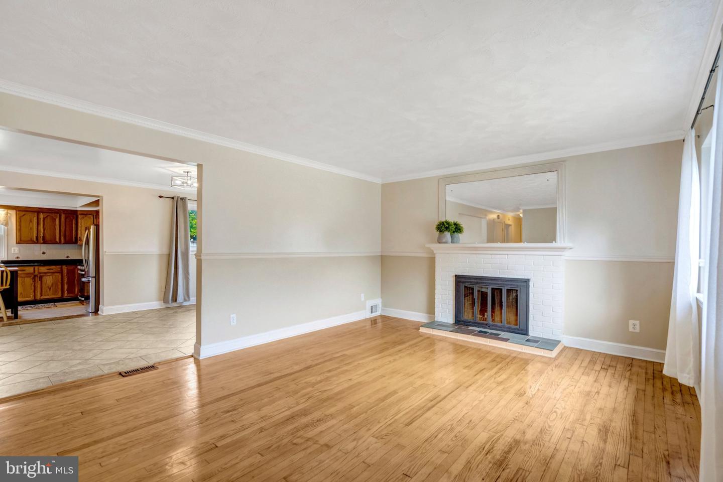 6010 Frederick St Property Photo 18