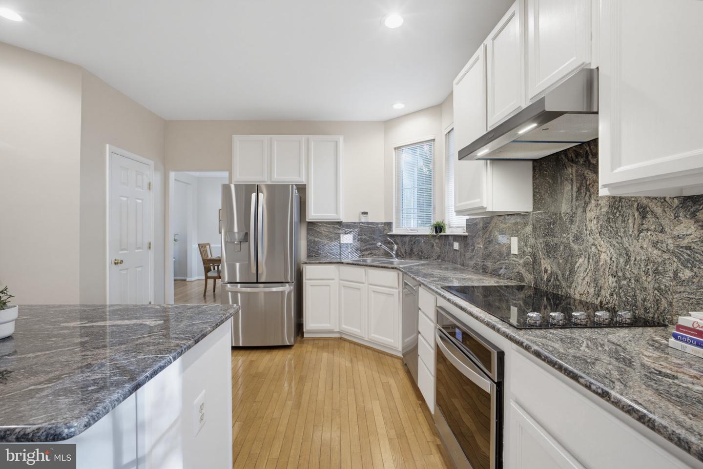 3852 Barcroft Ln Property Photo 17