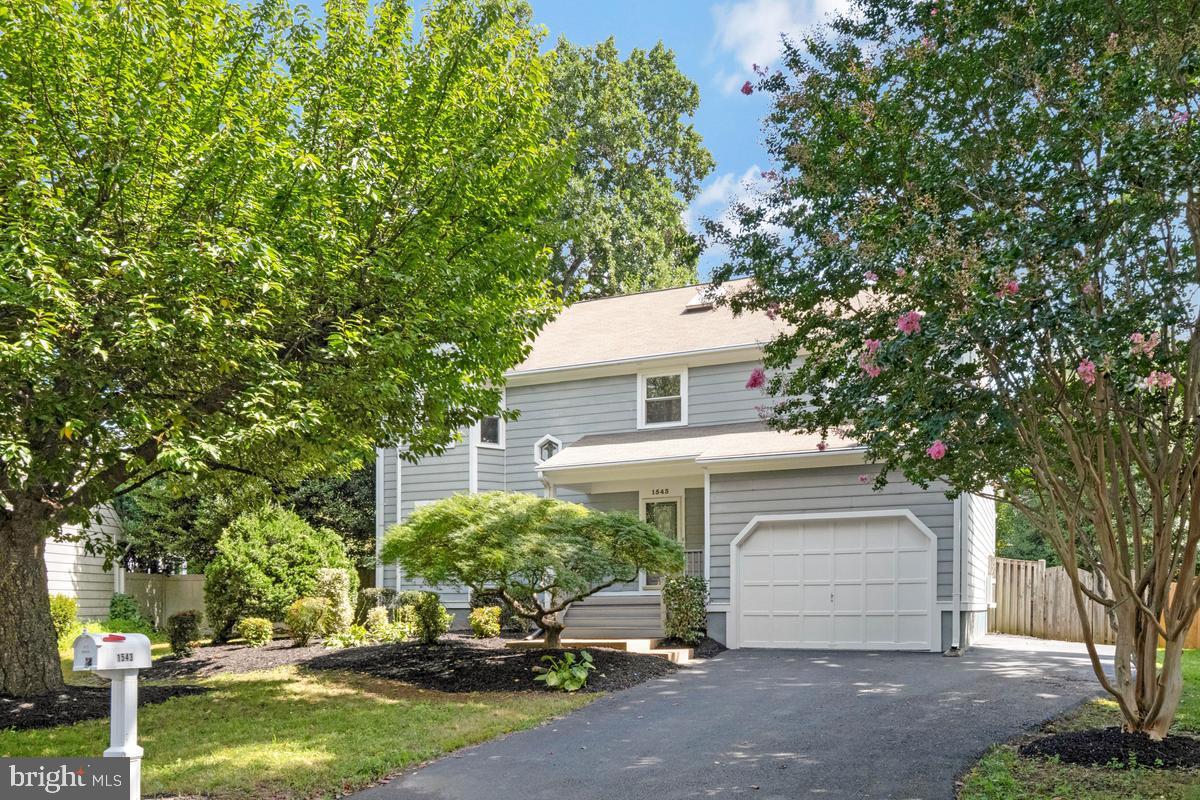 1543 Hunting Ave Property Photo 1