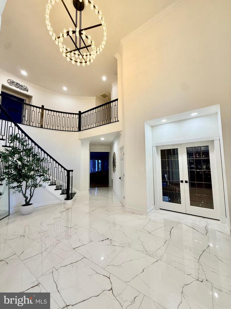6403 Burke Woods Dr Property Photo 14