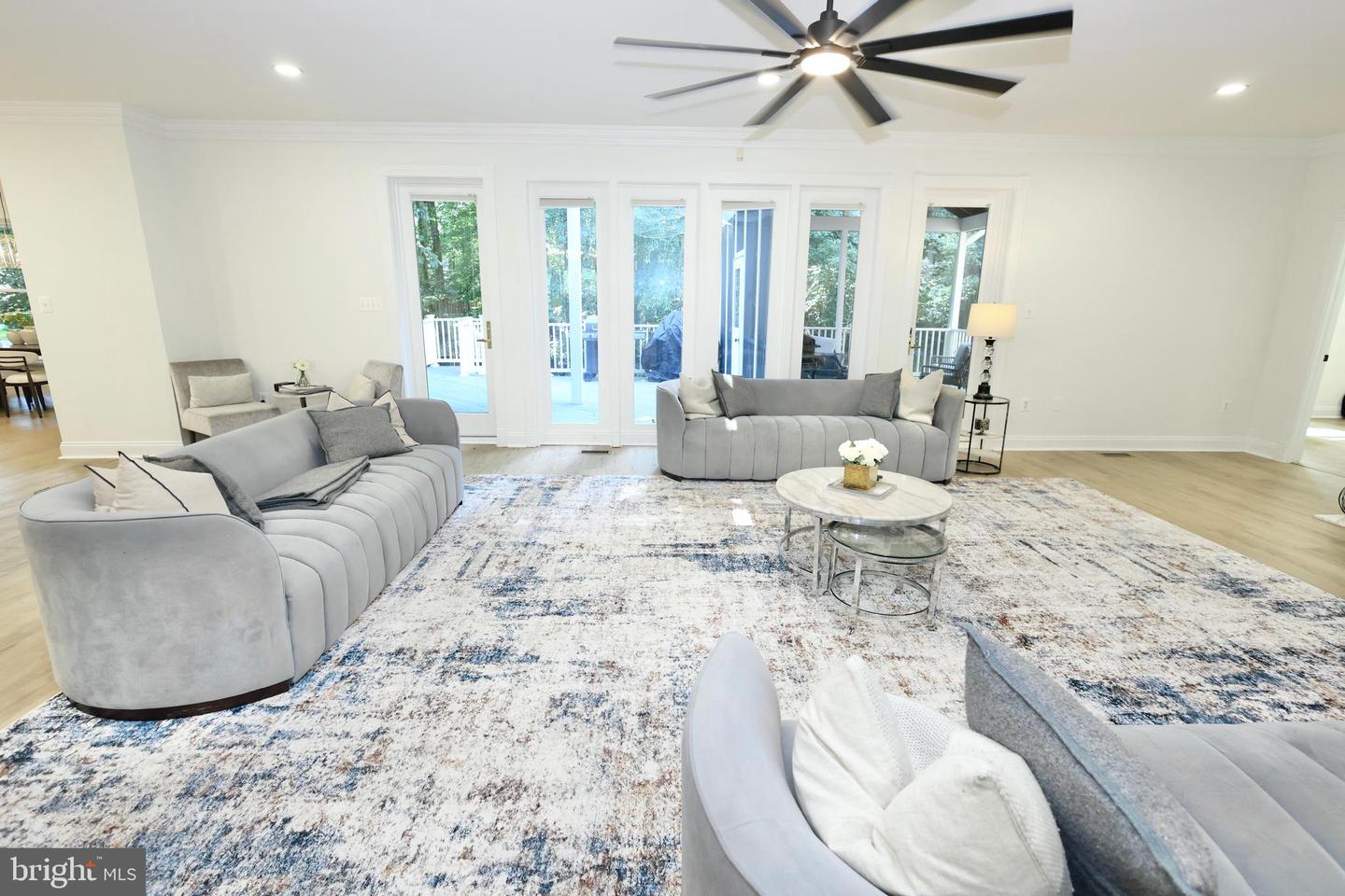 6403 Burke Woods Dr Property Photo 32