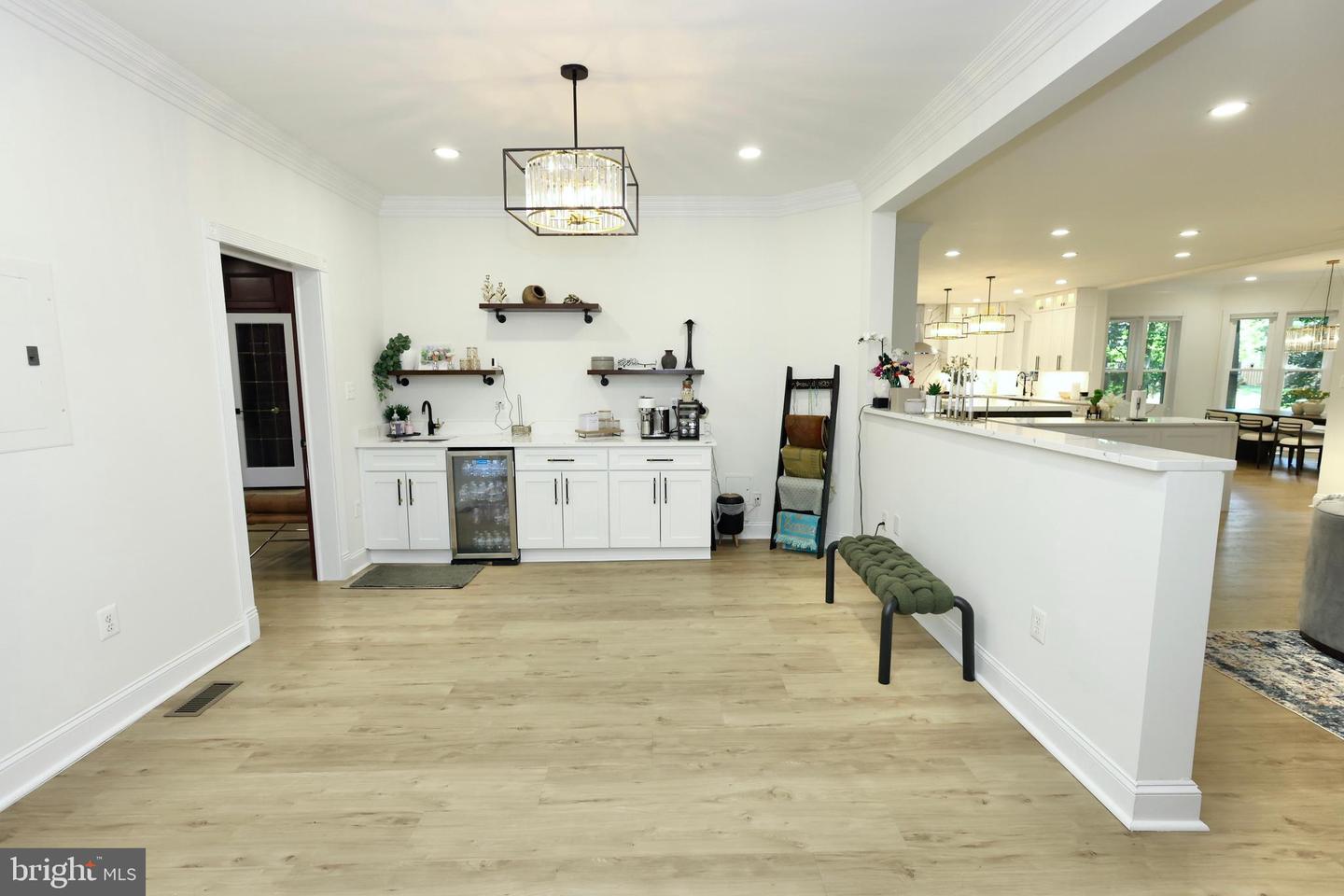 6403 Burke Woods Dr Property Photo 34