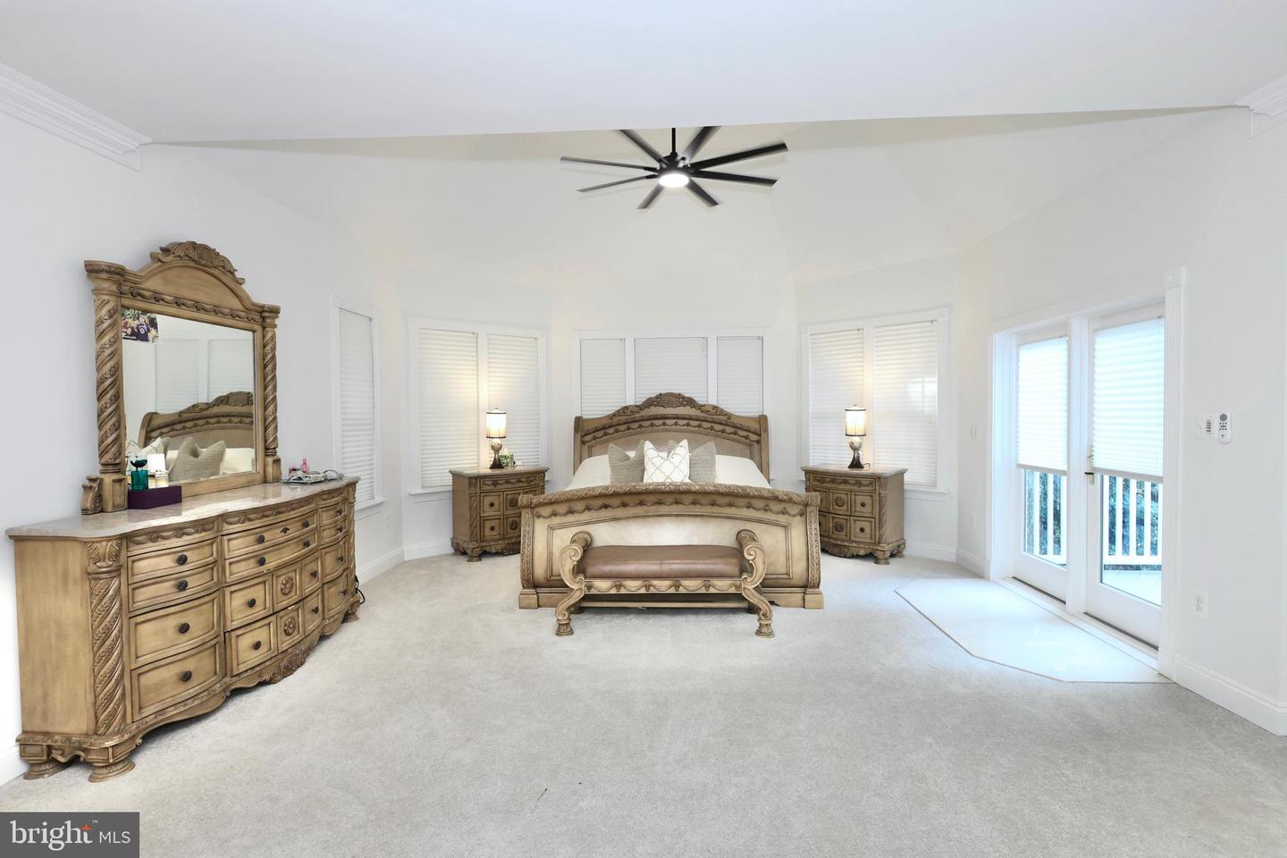 6403 Burke Woods Dr Property Photo 39