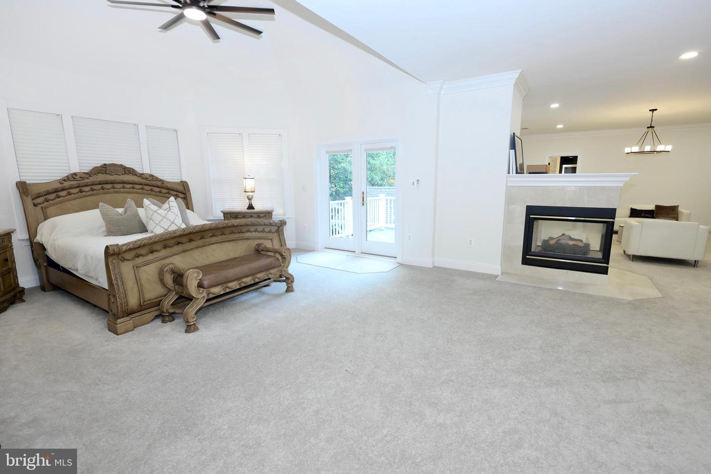 6403 Burke Woods Dr Property Photo 40