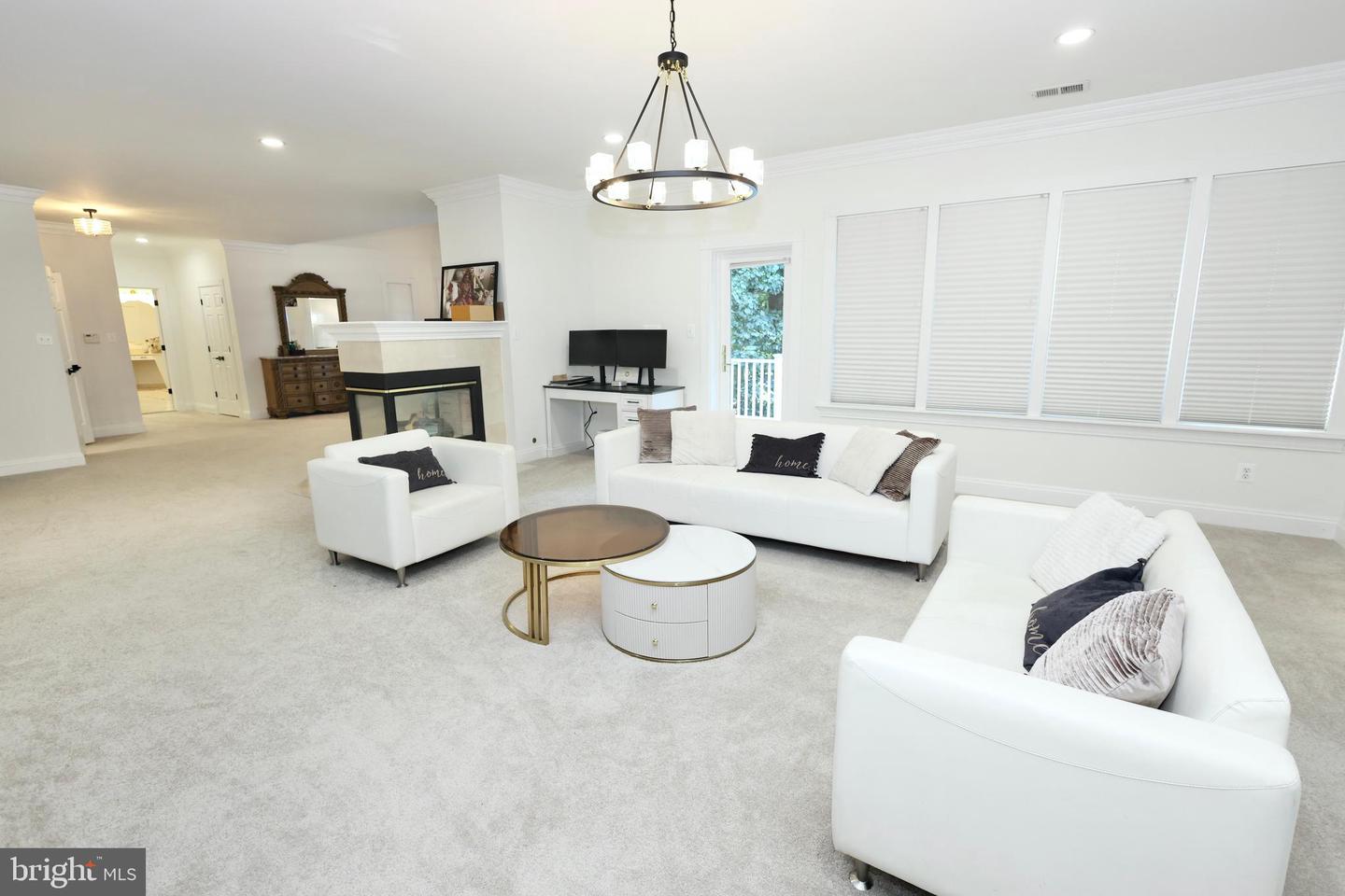 6403 Burke Woods Dr Property Photo 44