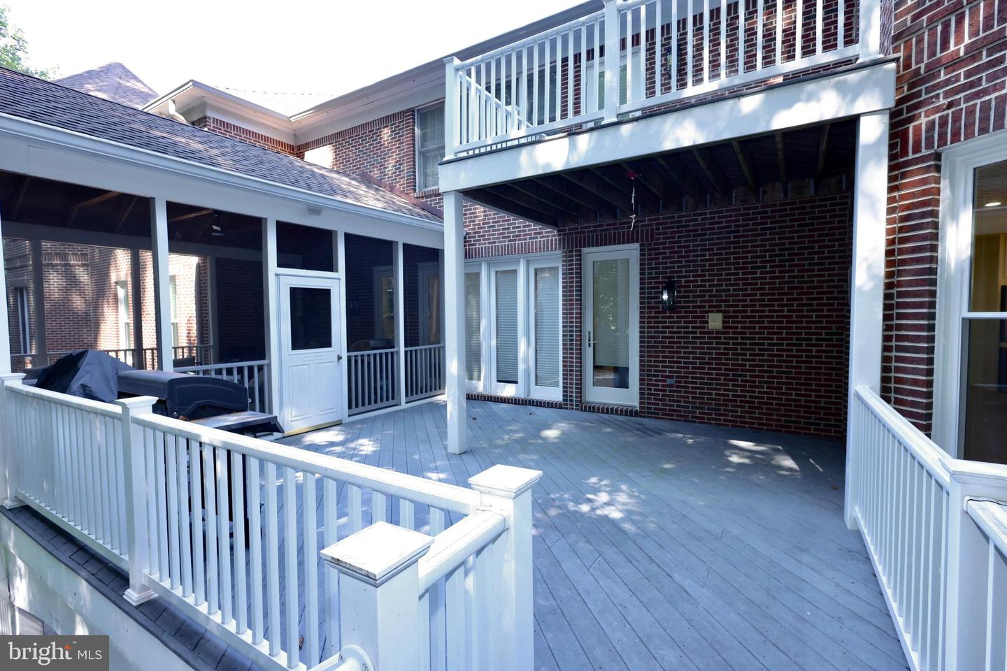 6403 Burke Woods Dr Property Photo 78