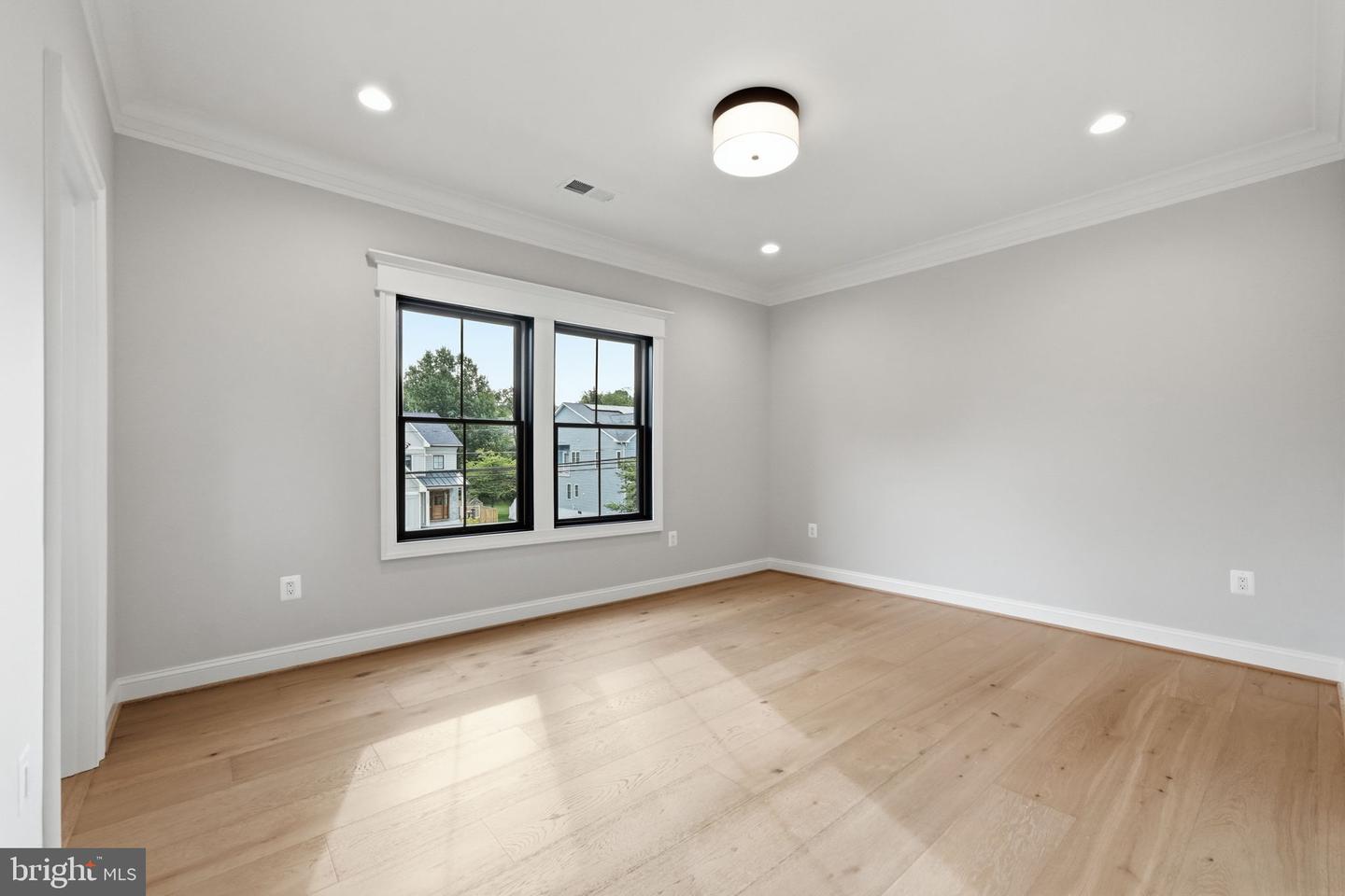 440 Lewis St Nw Property Photo 32
