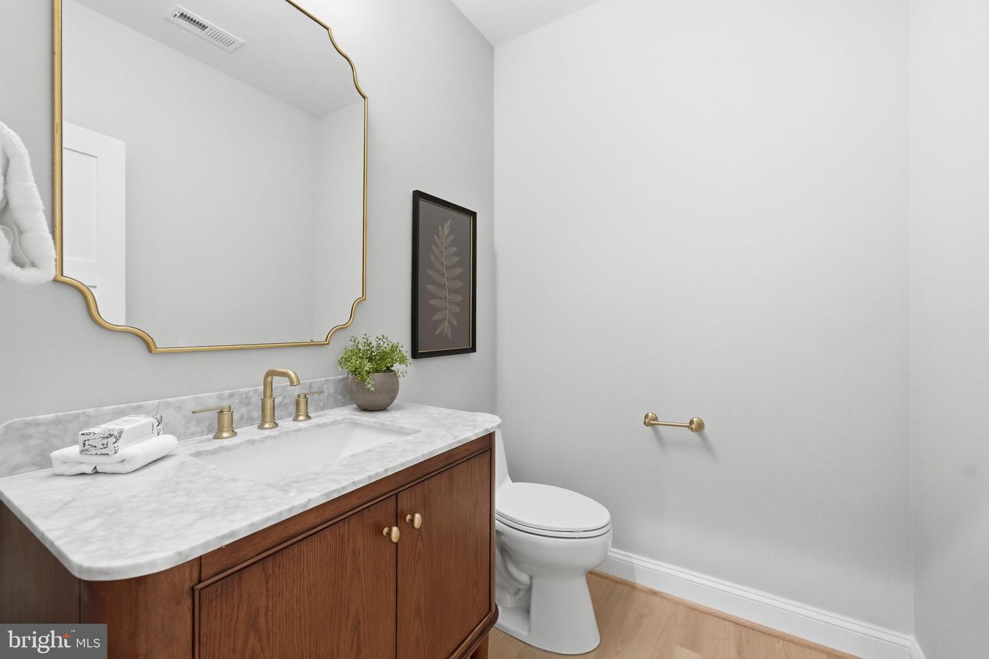 440 Lewis St Nw Property Photo 45