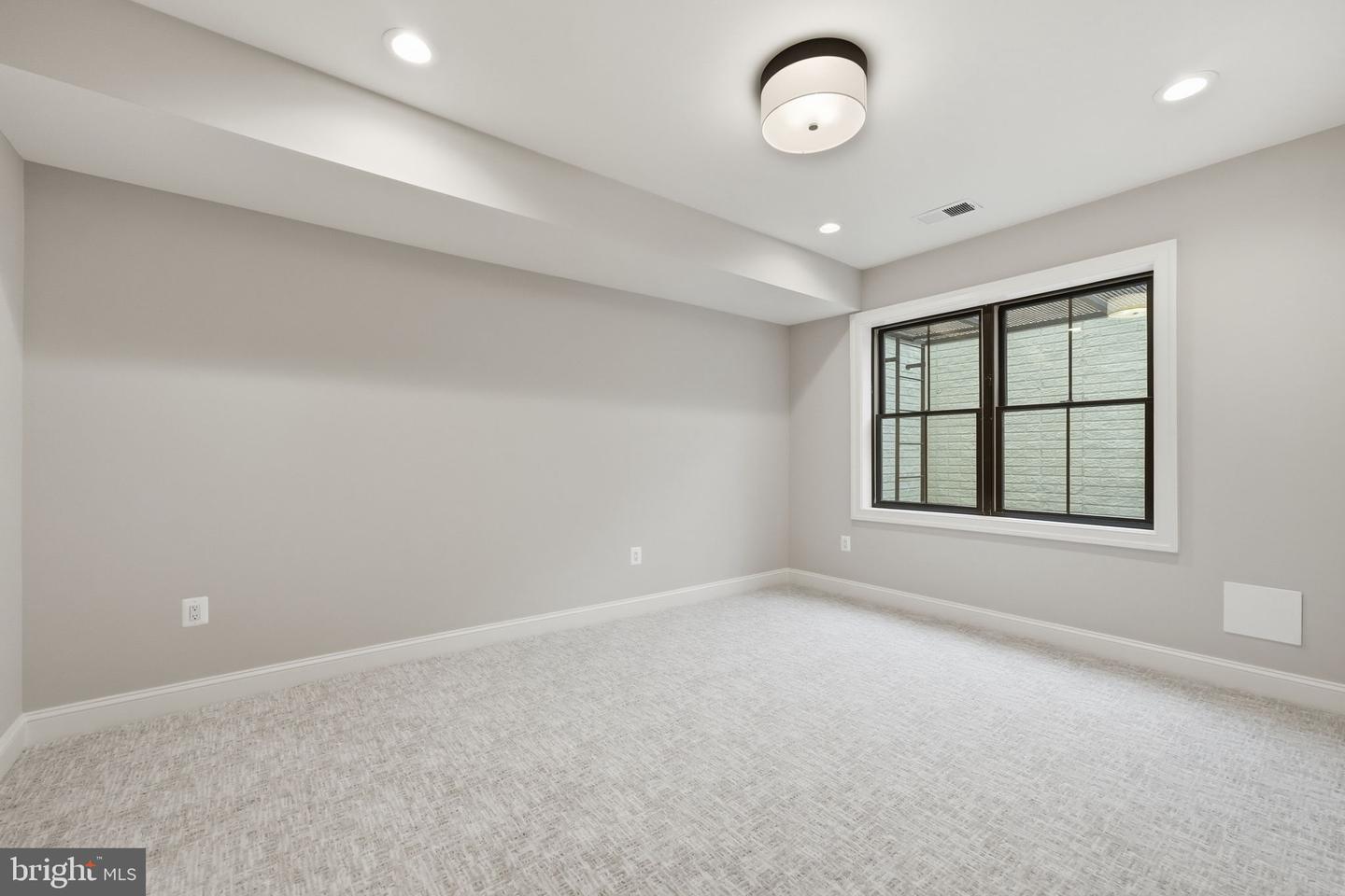 440 Lewis St Nw Property Photo 48