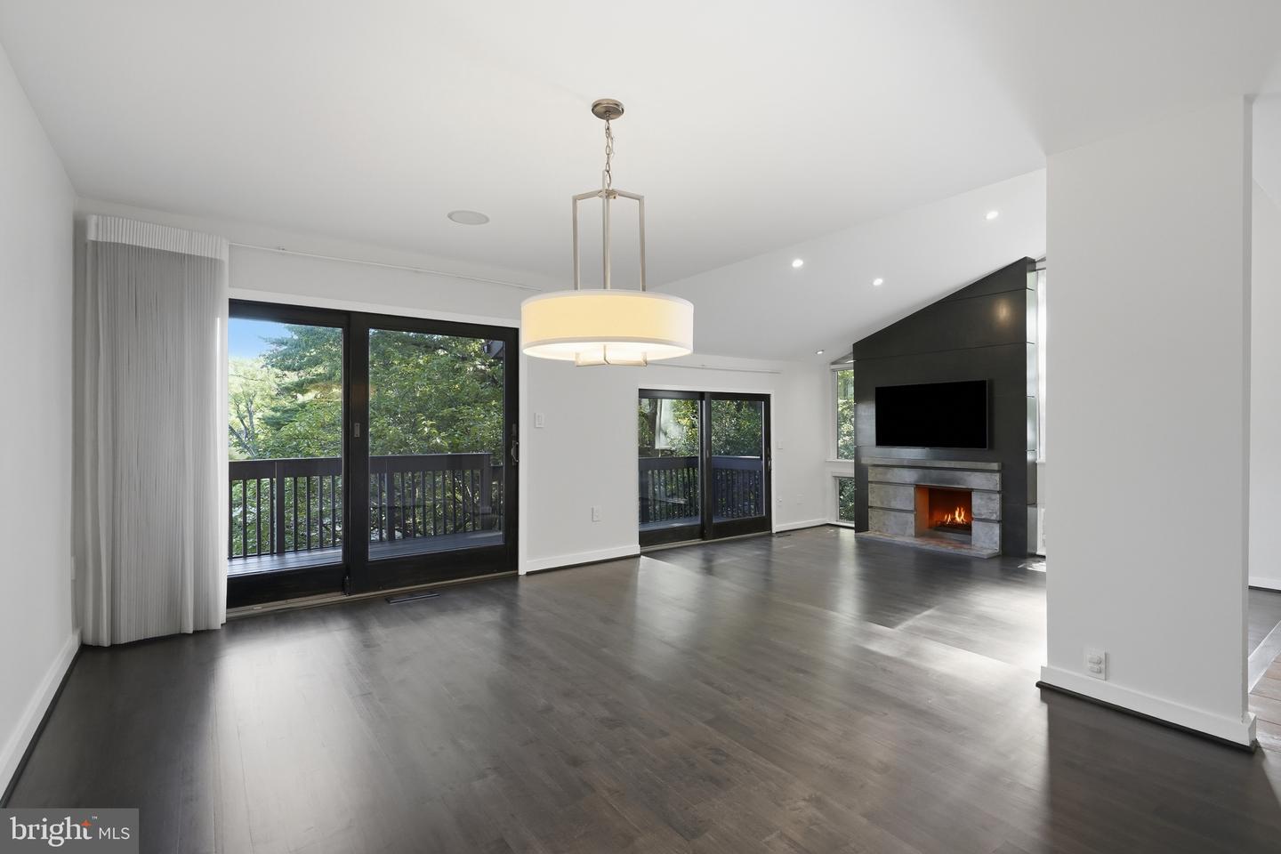 11322 Dockside Cir Property Photo 19