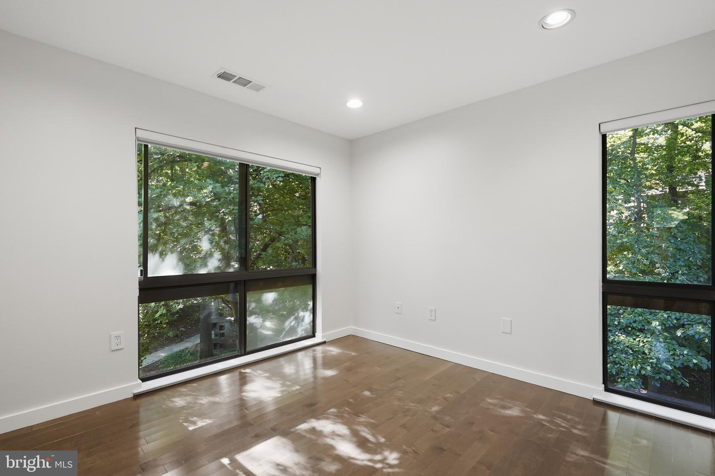 11322 Dockside Cir Property Photo 30