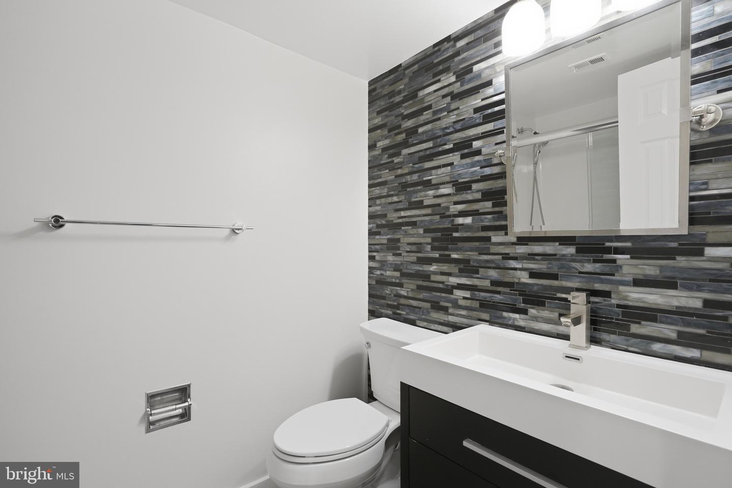 11322 Dockside Cir Property Photo 32